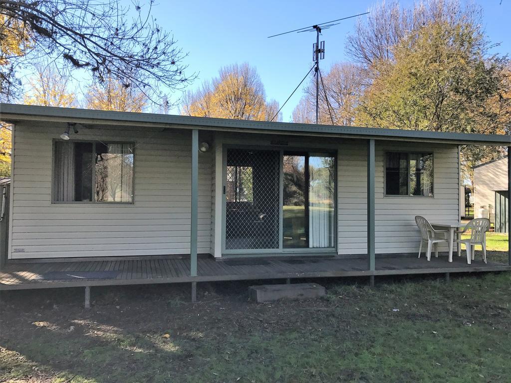 Colac Colac Caravan Park Corryong Extérieur photo